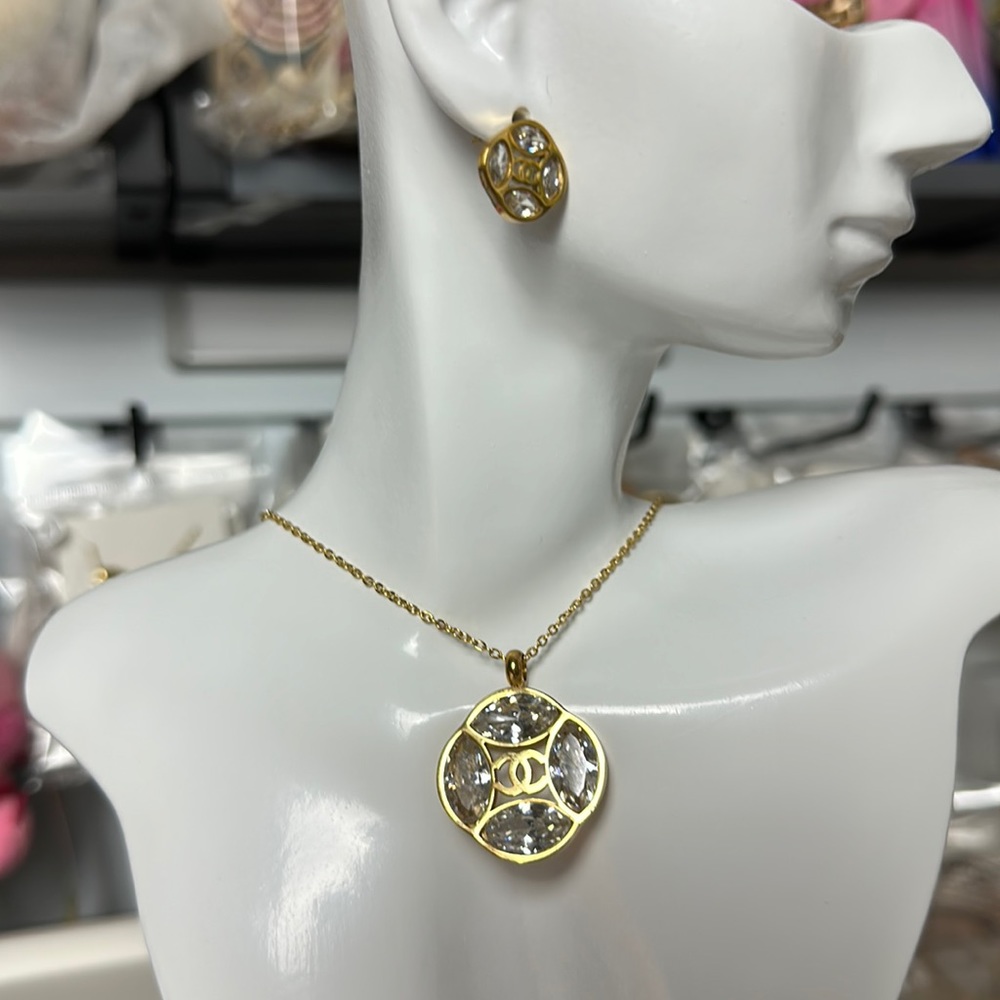 SOLD!!! Classic C Set